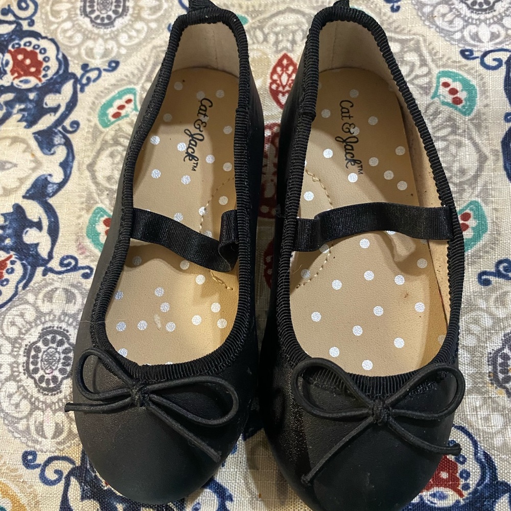 Cat & Jack black flats